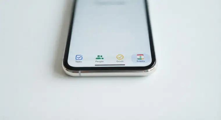 Kalendarz Google na iPhone - widok tygodnia i wydarzenia w aplikacji Google na ekranie telefonu Apple